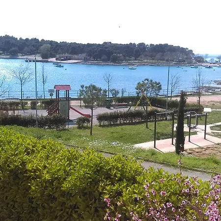 Istria Lila Apartman *